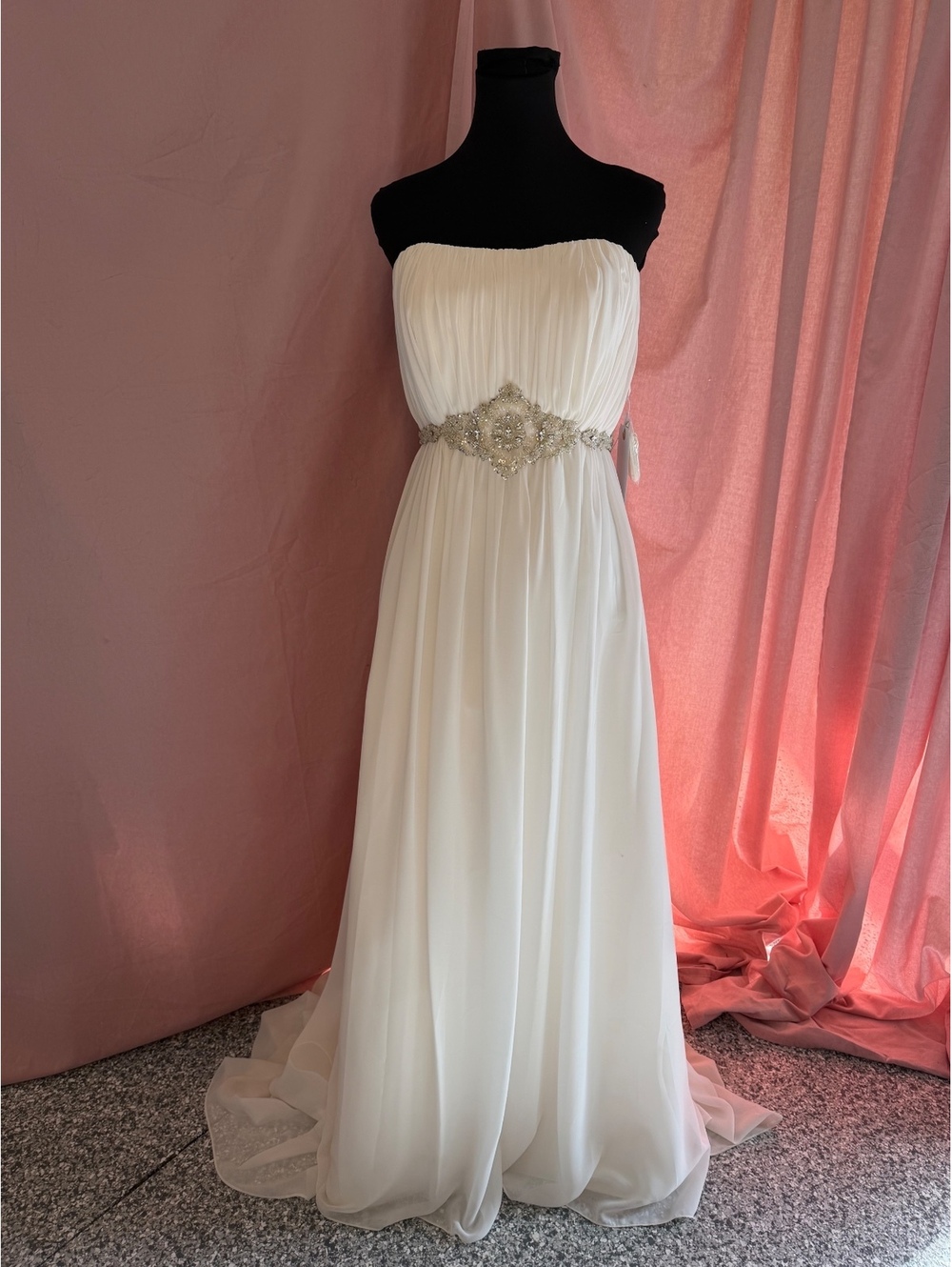 Vinci Strapless Ivory Wedding Dress with Beaded Waist Detail Size 12